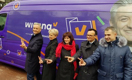 Biedroń: O programie w ciągu najbliższego miesiąca