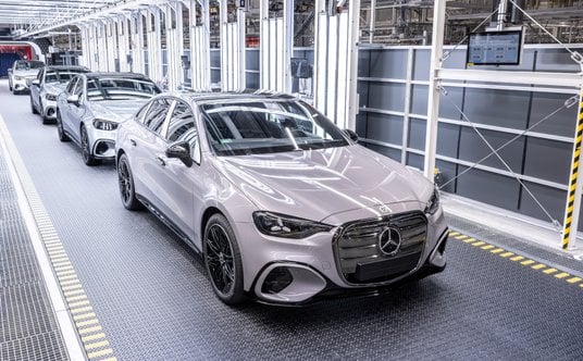 Mercedes-Benz rozbudowuje fabrykę w Kecskemét na Węgrzech i rozpoczyna tam produkcję nowej, elektryc