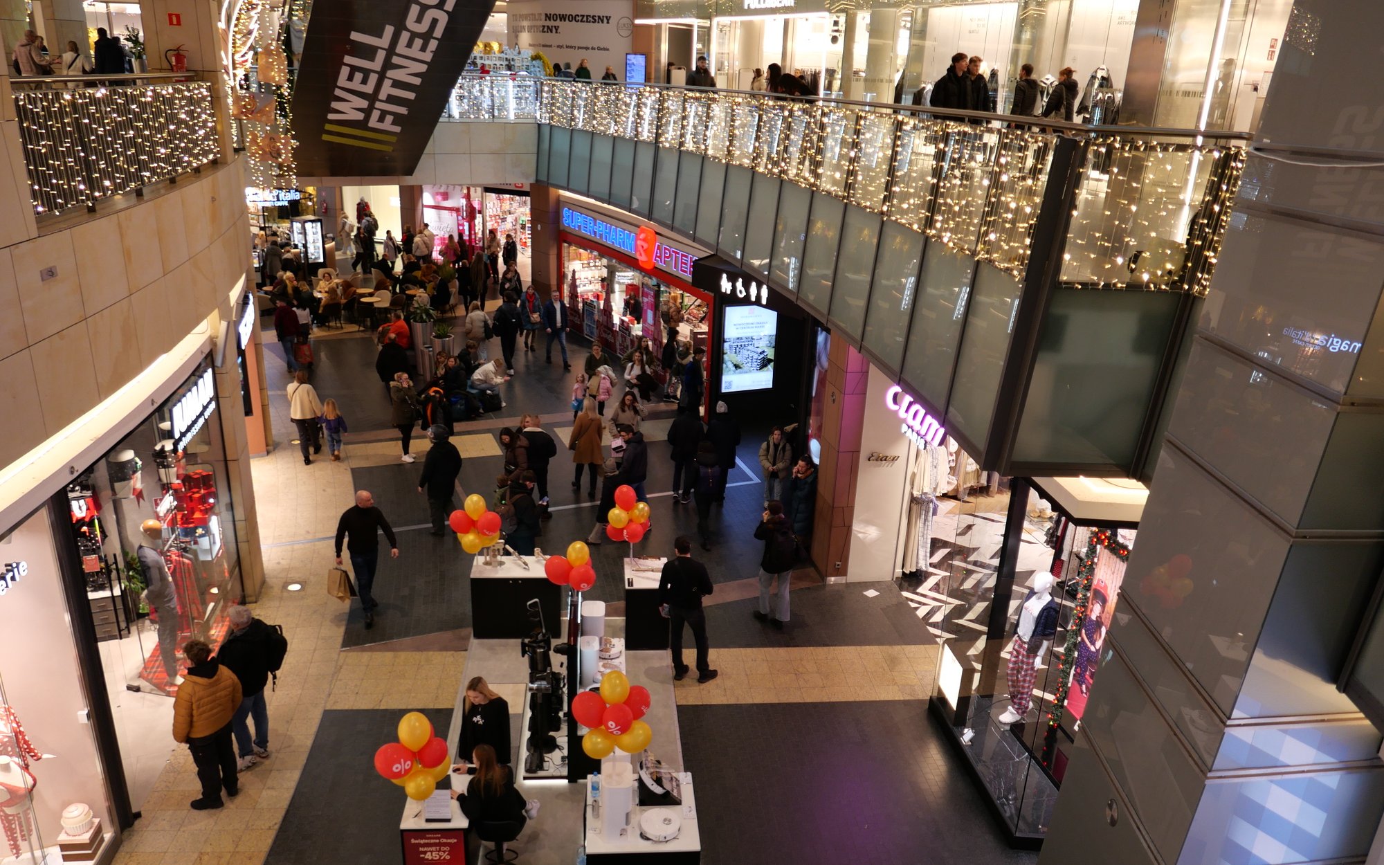 Nastroje konsumenckie Polaków wciąż dobre, ale jakby napotykały już sufit