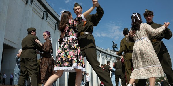 Moskwa spodziewa się ataku 9 maja, już zapowiada odwet. „Radzi” ewakuację ambasad