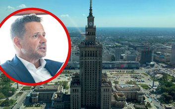 „Planeta płonie” mówił Rafał Trzaskowski. Tymczasem Pałac Kultury świeci dla nikogo
