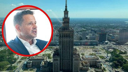 „Planeta płonie” mówił Rafał Trzaskowski. Tymczasem Pałac Kultury świeci dla nikogo