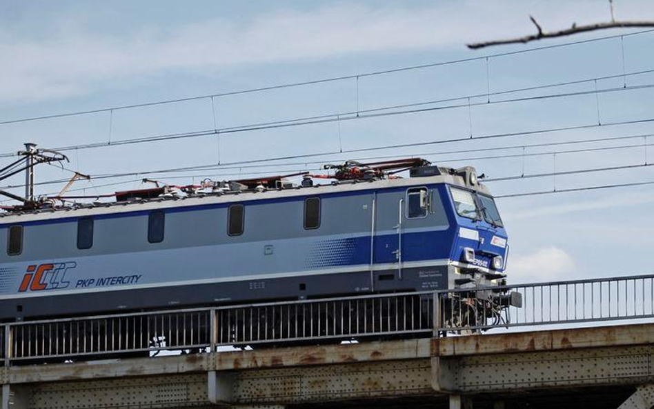 PKP Intercity poprawia wyniki