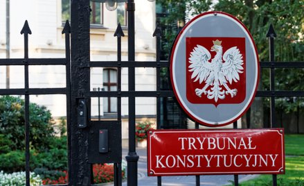 30 tys. złotych za 1 wyrok w miesiącu. Zarobki sędziów TK