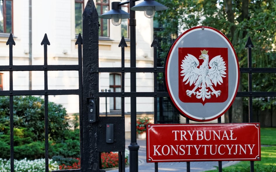 Spór o TK tylko się pogłębia. „Jesteśmy świadkami partyzanckich batalii o TK"