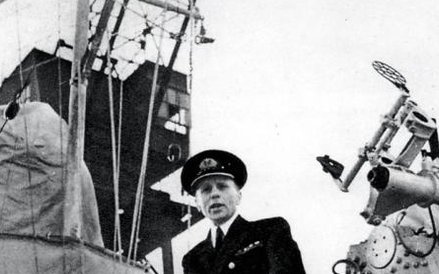 Kmdr por. Stanisław Hryniewiecki, dowódca niszczyciela ORP „Orkan”