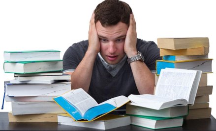 Skreślenie z listy aplikantów adwokacich za niezdanie kolokwium rocznego