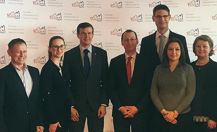 Konferencja Witolda Bańki odbyła się na Stadionie Narodowym. Ministrowi towarzyszylio grono pracowni