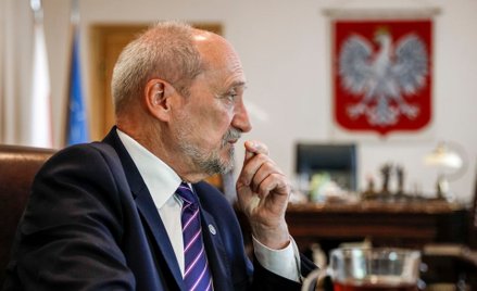 Szef MON Antoni Macierewicz