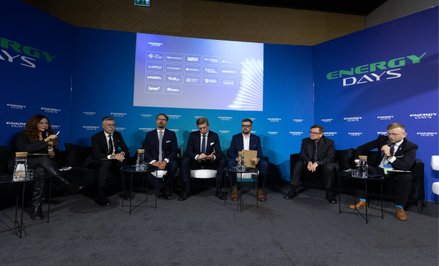 Uczestnicy dyskusji zgodzili się, że to OZE i magazyny mają stanowić istotną część systemu, stabiliz