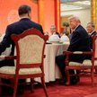 „Chiny mają salę balową i Stany Zjednoczone też powinny!” – stwierdził Donald Trump po powrocie z wi