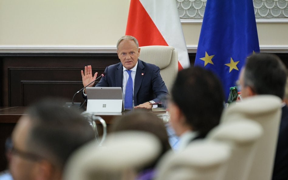 Premier Donald Tusk na posiedzeniu rządu w KPRM w Warszawie
