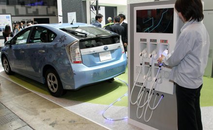 Toyota obniżyła cenę elektrycznego Priusa