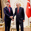 Szymon Hołownia po rozmowie z Recepem Tayyipem Erdoganem. Rozpoczęła się wizyta marszałka Sejmu w Tu