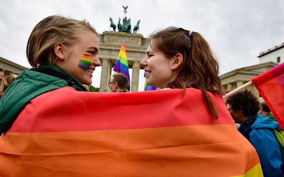 Kampania Przeciw Homofobii o wyroku TSUE: Na naszych oczach dzieje się historia