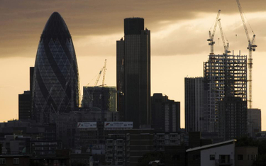 Skandale finansowe mogą zatopić Londyn