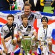 David Beckham i jego synowie, od lewej: Brooklyn, Cruz i Romeo