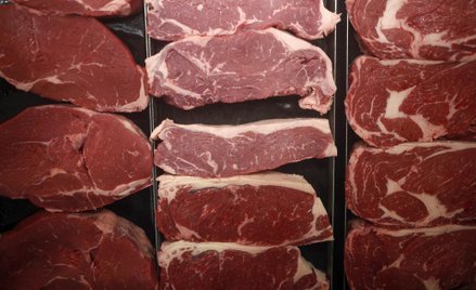 Bruksela będzie kontrolować polskie rzeźnie. Raport co miesiąc