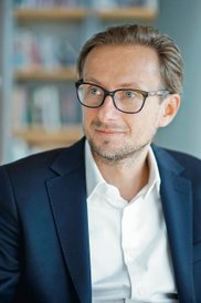 Bartosz Hojka prezes Agory Właściciel „Gazety Wyborczej” i kin Helios w 2018 r. przedstawił strategi