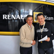 Włodarski wyrabia sobie kontakty w Formule 1. Na zdjęciu z Daniele Morellim, menedżerem Roberta Kubi