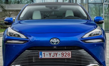 Toyota i inni japońscy producenci rozpoczynają prace nad bioetanolem