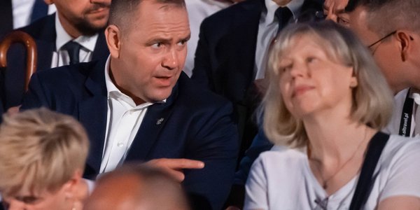Wiceminister MSWiA: Możliwa próba otrucia Nawrockiego była zagrożeniem życia