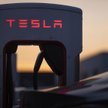 Tesla mocno traci po silnych zwyżkach