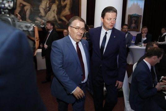 Wśród gości był też Andrzej Dera – sekretarz stanu w Kancelarii Prezydenta (z lewej).