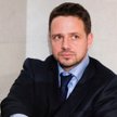 Trzaskowski: Można było wcześniej zadzwonić do Rabieja i Petru