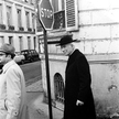 Abp Marcel Lefebvre podczas wizytacji pastoralnej w Rouen, 1976 r.