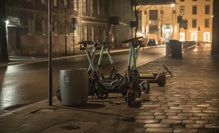 Elektryczna hulajnoga to nie dziecinna zabawka – bywa zabójcza