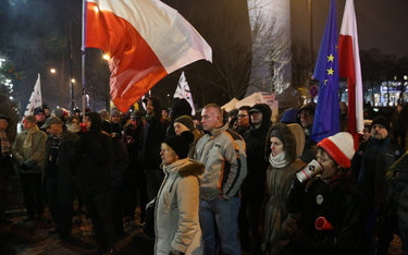 Protest przed Sejmem - zdjęcie z 19 grudnia