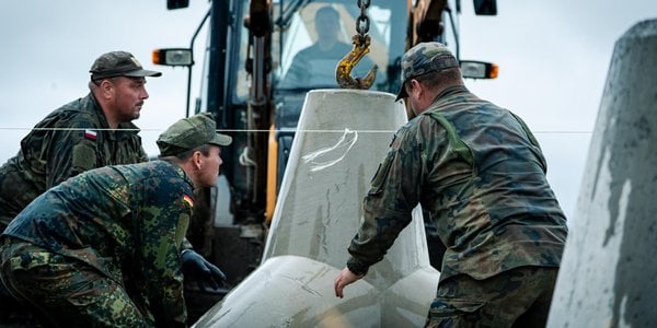 Niemcy wzmacniają granicę Polski. „Takie rzeczy tylko za Tuska”