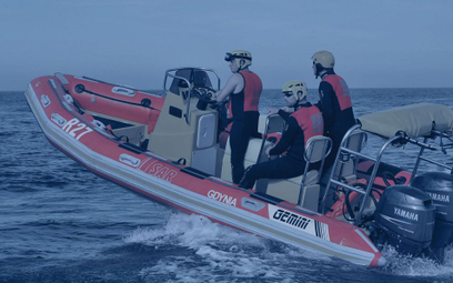 Łódź ratownicza RIB typu Gemini Waverider 600 R-27 Morskiej Służby Poszukiwania i Ratownictwa. Nowa 