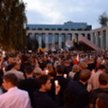 Protest przed Sejmem przeciw zmianom w sądownictwie. "Łańcuch światła" przed Sądem Najwyższym
