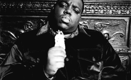 Notorious zginął w 1997 roku w Los Angeles, gdy padło w jego stronę 7 strzałów z czarnego sedana