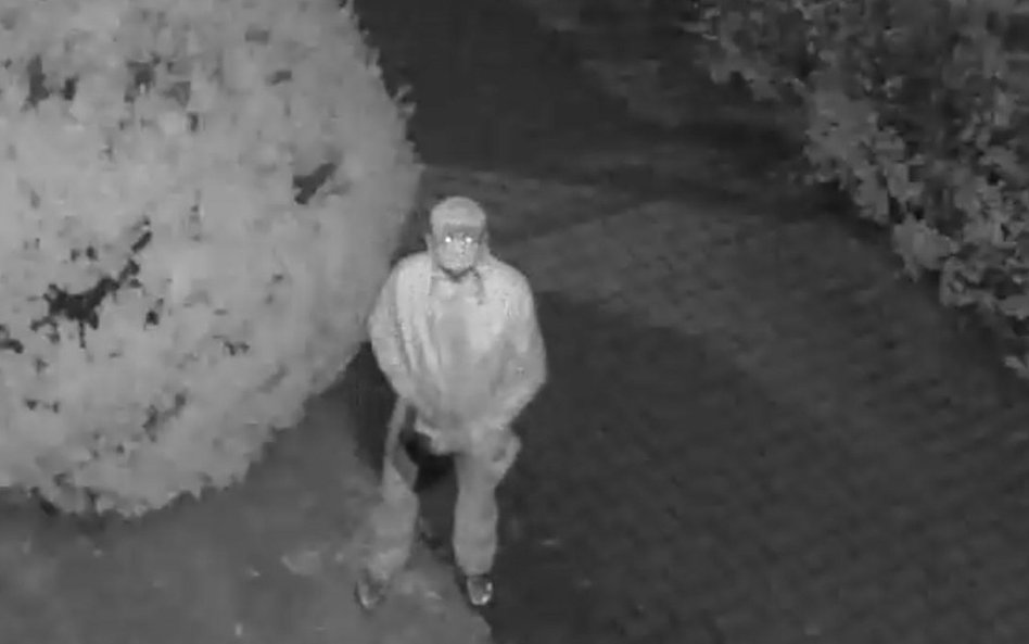 Nowe nagranie i zdjęcia podpalacza z Zamościa
