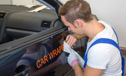 Reklama na aucie nie daje pełnego odliczenia VAT