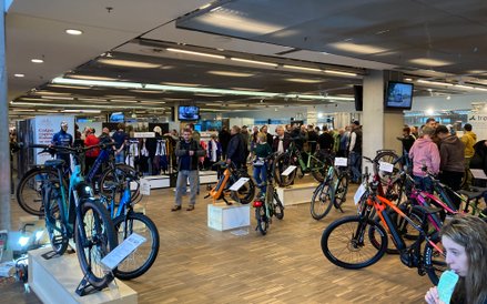 BIKE EXPO 2025. Tłumy na PGE Narodowym