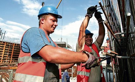 Pracodawca przed ogłoszeniem upadłości może wypowiedzieć angaże terminowe