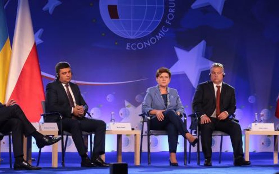 6 września na Forum Ekonomicznym w Krynicy. Szefowie rządów państw Grupy Wyszehradzkiej i Ukrainy. O