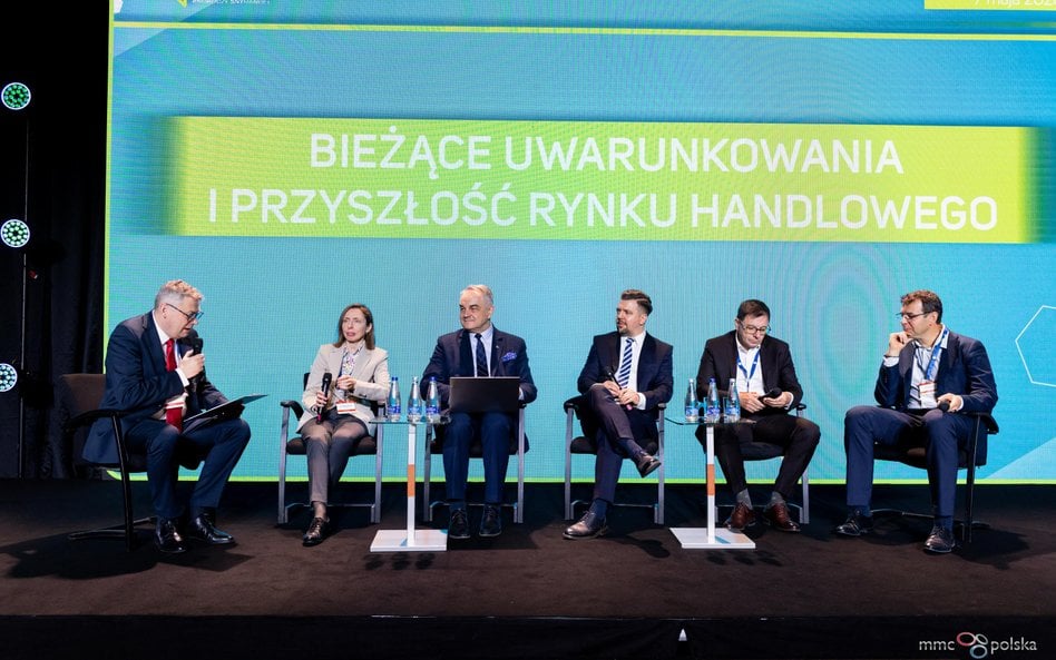Od lewej: Marcin Piasecki z „Rzeczpospolitej”, Marina Dubakina, prezeska ds. zrównoważonego rozwoju 