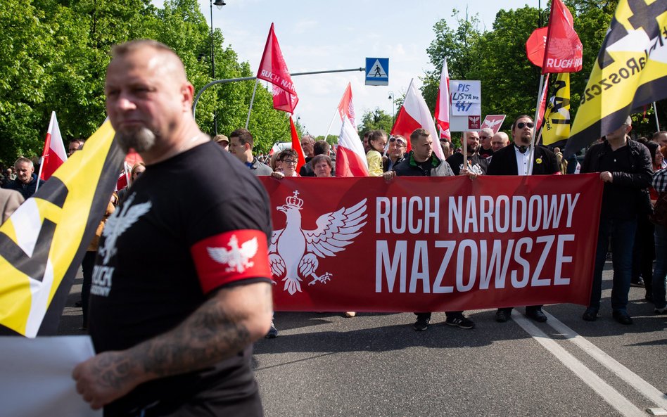 W maju środowisko narodowe zorganizowało marsz przeciwko amerykańskiej ustawie 447