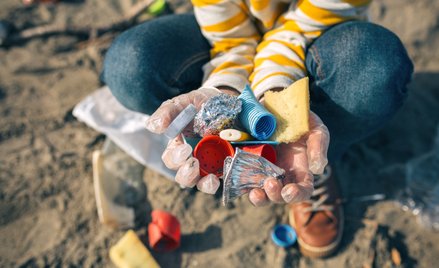 Pakt największych na świecie firm. Chcą walczyć z plastikiem