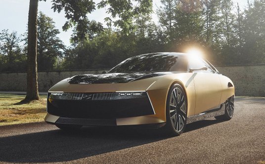 Koncepcyjny DS SM Tribute