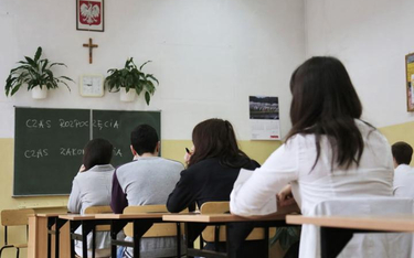 W lekcjach religii uczestniczy coraz mniej uczniów - głównie szkół średnich