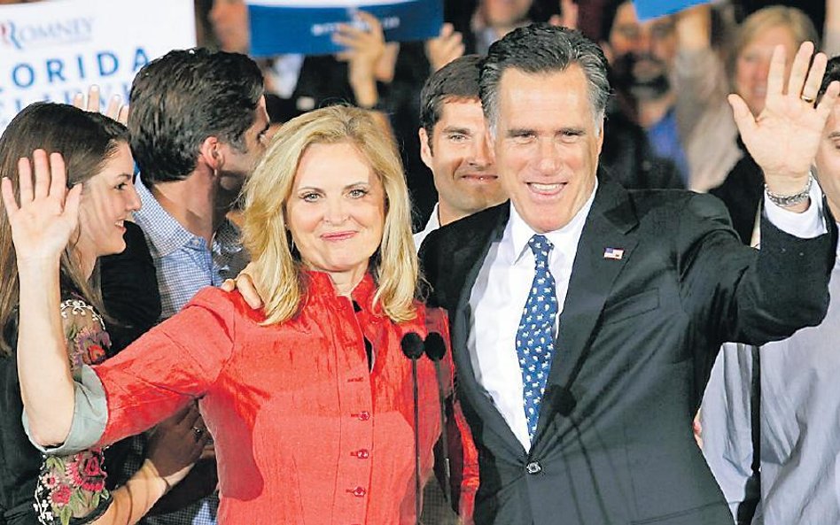 Mitt Romney z żoną Anną po ogłoszeniu zwycięstwa w prawyborach na Florydzie