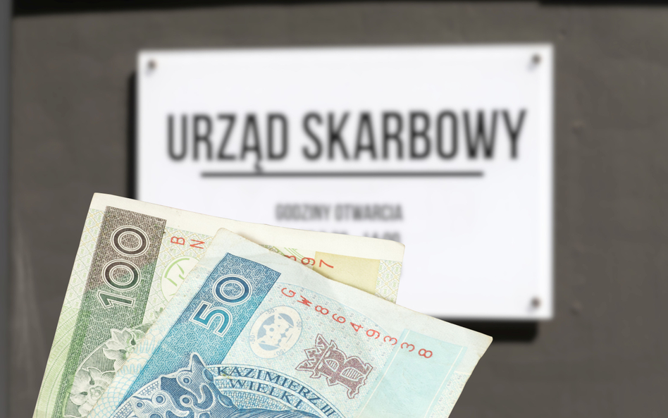 30 wyroków to dla fiskusa za mało, żeby nie żądać podatku