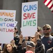 W USA bardzo silny jest ruch obrońców prawa do posiadania broni palnej, choć często dochodzi do szko