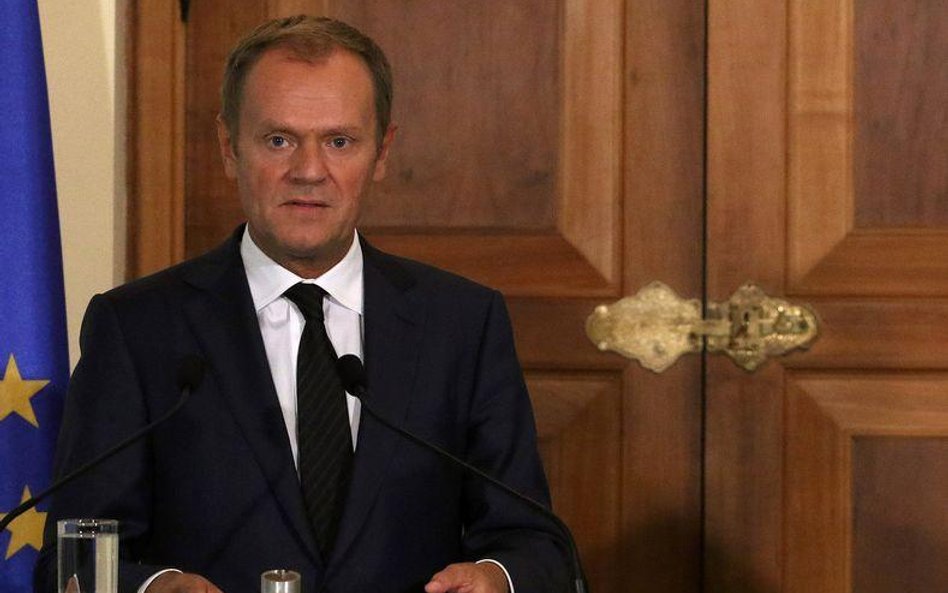 Tusk: Fiasko polityki wobec uchodźców